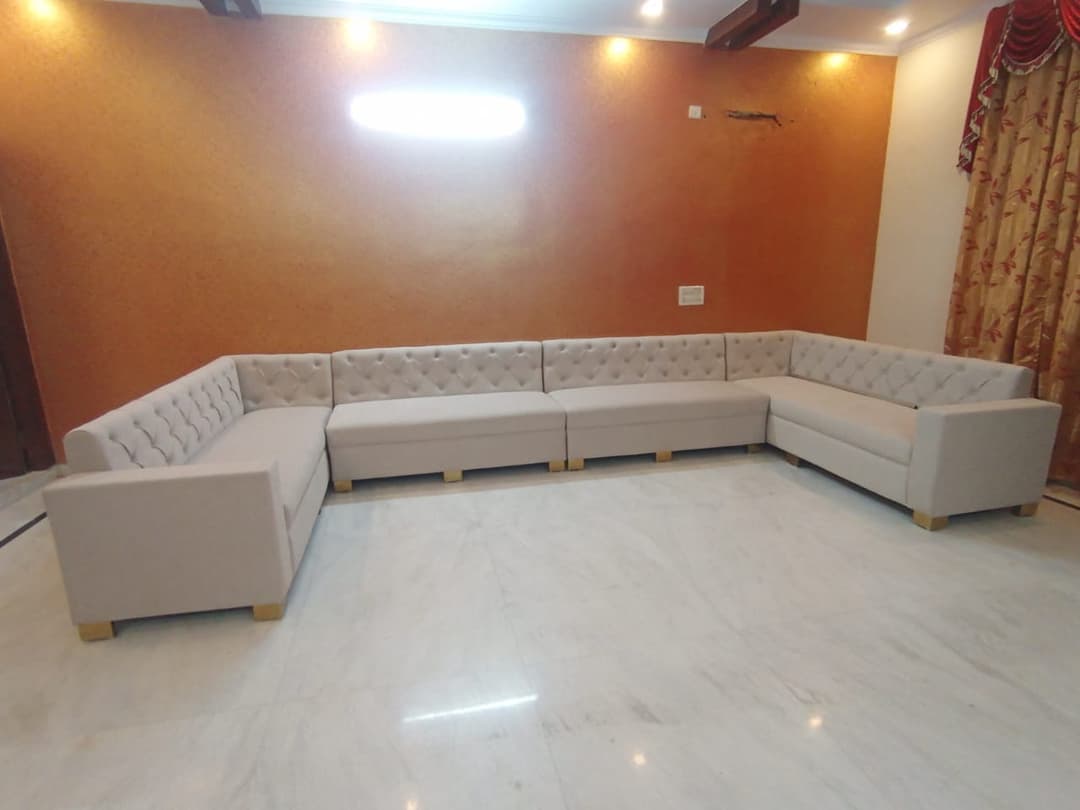 U-Shaped Sofa – Family-Size Comfort in Greater Noida | Sofa Repair & Custom Sofa Maker in Noida