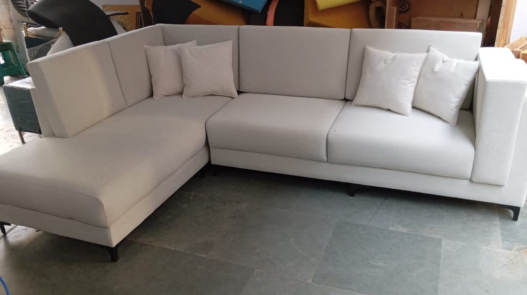 Chesterfield Sofa – Timeless Luxury in Noida | Sofa Repair & Custom Sofa Maker in Noida