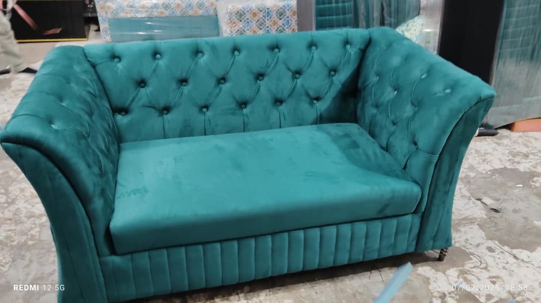 Vintage Lounge Sofa – Rustic Elegance in Noida | Sofa Repair & Custom Sofa Maker in Noida